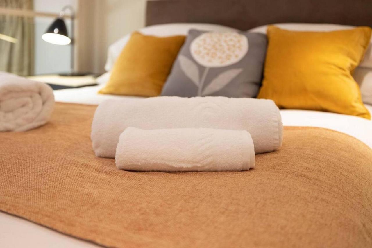Fabulous Notting Hill Spacious Studio Apartment ลอนดอน ภายนอก รูปภาพ