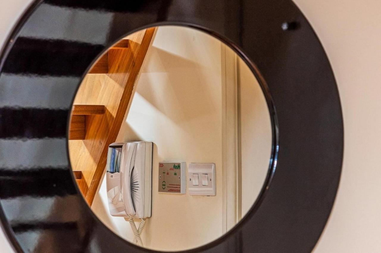 Fabulous Notting Hill Spacious Studio Apartment ลอนดอน ภายนอก รูปภาพ